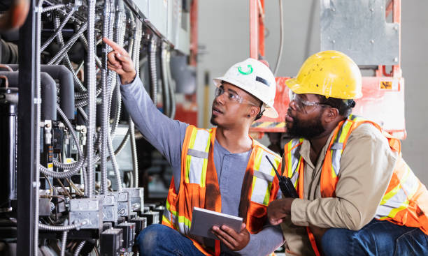 Best Local Electrician Companies  in Antioch, IL